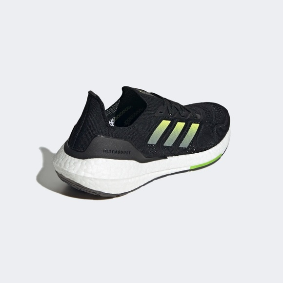 [NEW] Men\'s adidas UltraBoost 22 Heat RDY Running‎ Shoes Black H01172 main image 6